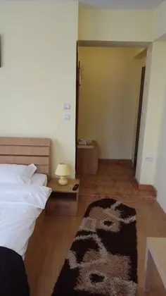 Tek Büyük Yataklı Oda, Dağ Manzaralı