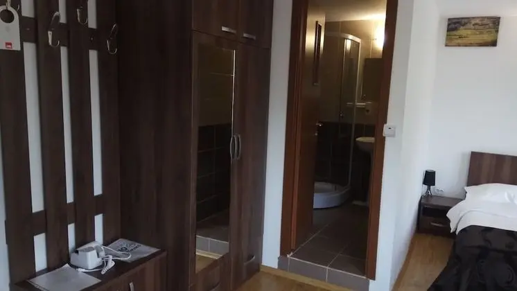 Tek Büyük Yataklı Oda, Dağ Manzaralı