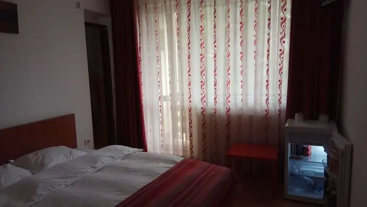 Tek Büyük Yataklı Oda, Dağ Manzaralı