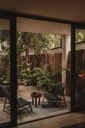 Luxury Suite with King Bed Terrace and Garden