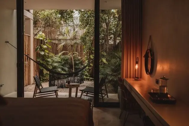Luxury Suite with King Bed Terrace and Garden