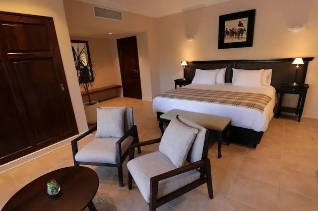 Luxury Oda