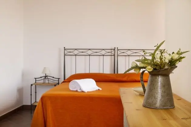 Standard Tek Büyük veya İki Ayrı Yataklı Oda, Bahçe Manzaralı