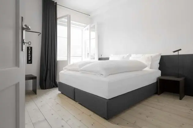Basic Büyük Yataklı Tek Kişilik Oda, Balkon, Dağ Manzaralı