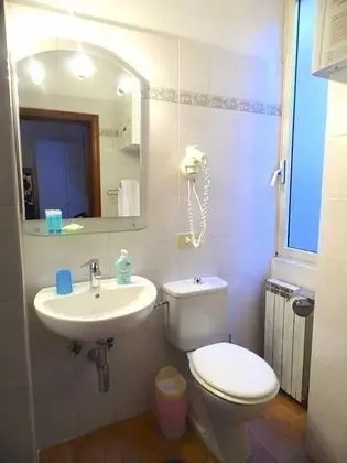 Standard Oda, 1 Büyük (Queen) Boy Yatak