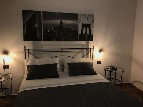 Standard Tek Büyük Yataklı Oda