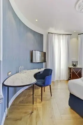 Tek Büyük Yataklı Oda, Balkon, Marina Manzaralı (Joaquin)