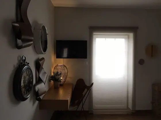 Tek Büyük Yataklı Oda, Ortak Banyo (Time)