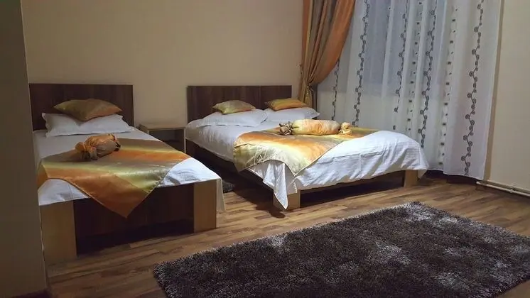 Classic Üç Kişilik Oda