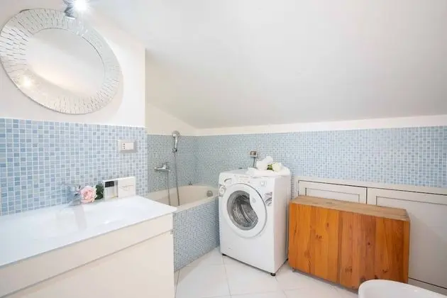 Family Apart Daire, Birden Çok Yatak, 2 Banyolu (Casa Alice with shared pool sea view)