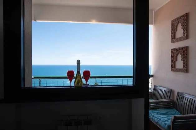 Family Apart Daire, Birden Çok Yatak, 2 Banyolu (Casa Alice with shared pool sea view)