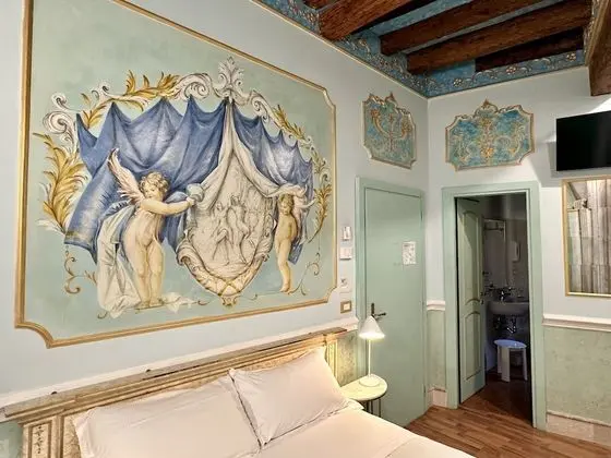 Tek Büyük Yataklı Oda (French Bed)