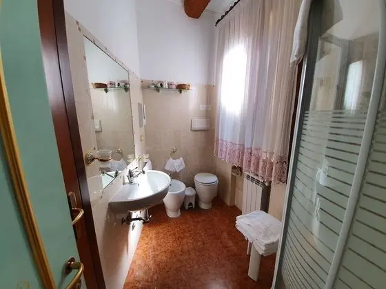 Tek Büyük Yataklı Oda (French Bed)