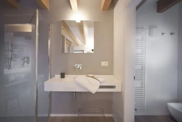 Deluxe Tek Büyük Yataklı Oda, Balkon