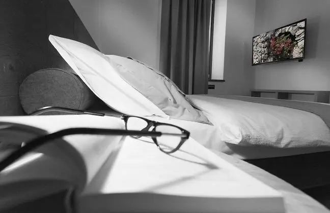 Romantic Süit, Küvet