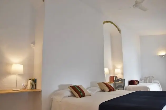 Dört Kişilik Oda (con bañera)