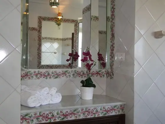 Tek Büyük Yataklı Oda, Özel Banyo