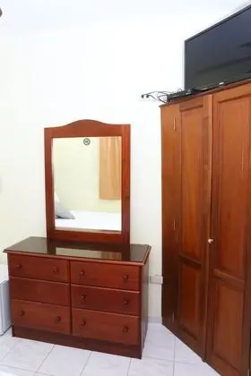 Economy Oda, 1 Büyük (Queen) Boy Yatak