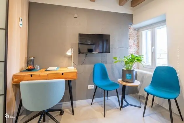 Tek Büyük Yataklı Oda (Room 1, Patio View, First Floor)