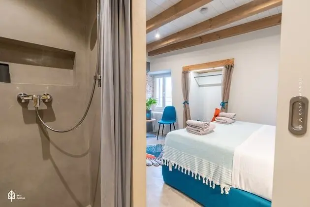 Tek Büyük Yataklı Oda (Room 1, Patio View, First Floor)