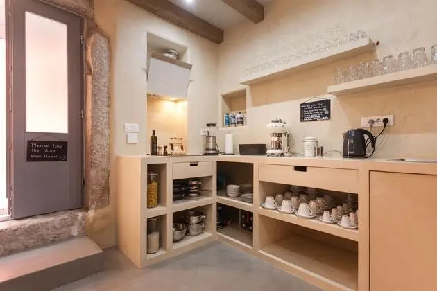 Tek Büyük Yataklı Oda (Room 1, Patio View, First Floor)