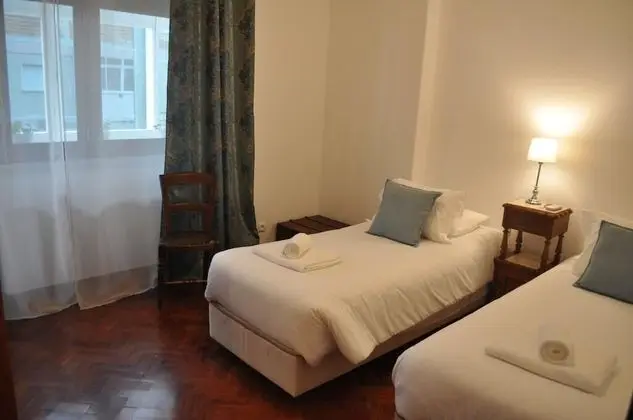 Tek Büyük veya İki Ayrı Yataklı Oda