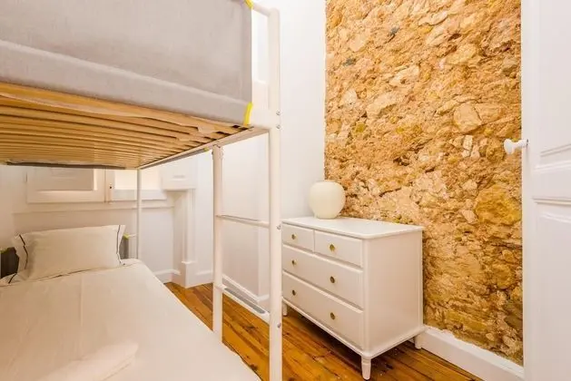 Ev