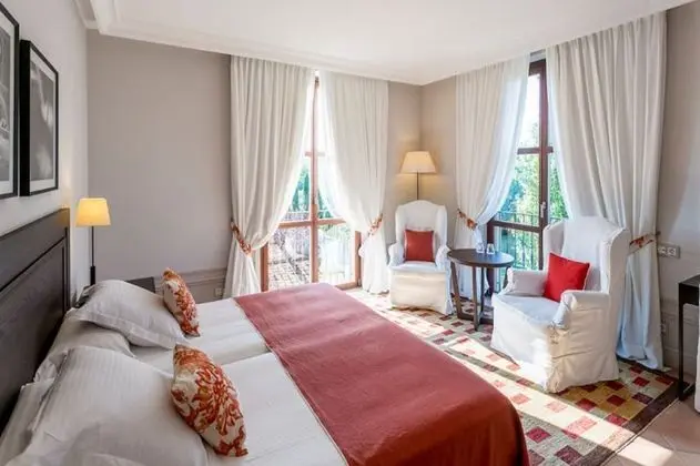 Tek Büyük veya İki Ayrı Yataklı Oda, Bahçe Manzaralı (Prestige)