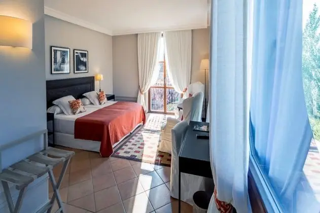 Tek Büyük veya İki Ayrı Yataklı Oda, Bahçe Manzaralı (Prestige)