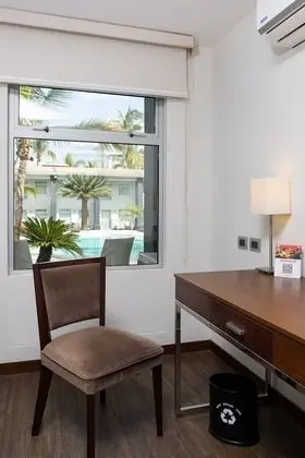 Superior İki Ayrı Yataklı Oda, Havuz Manzaralı