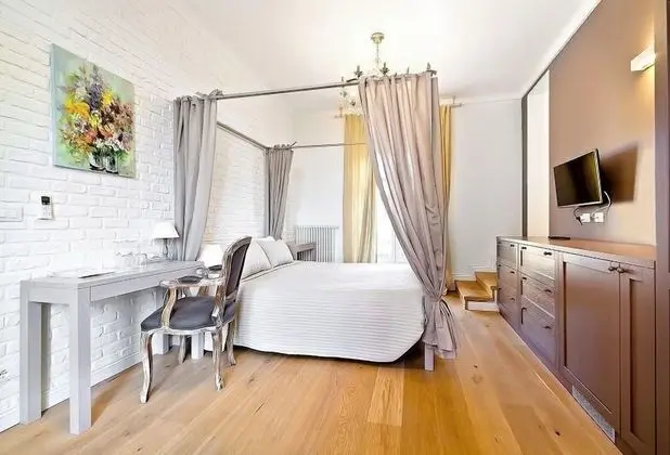 Superior Tek Büyük Yataklı Oda