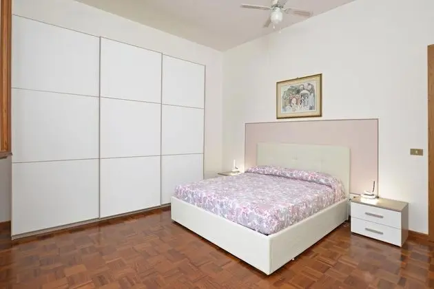 Standard Ev, Birden Çok Yatak, 2 Banyolu, Bahçeli (Casa Andreini)