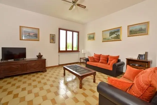 Standard Ev, Birden Çok Yatak, 2 Banyolu, Bahçeli (Casa Andreini)