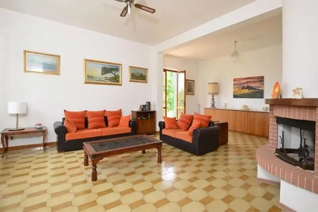 Standard Ev, Birden Çok Yatak, 2 Banyolu, Bahçeli (Casa Andreini)