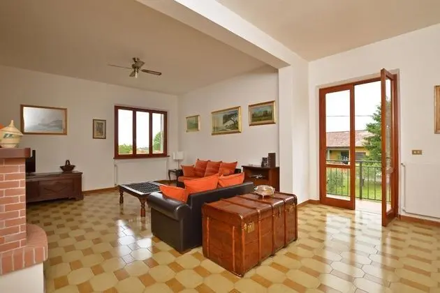 Standard Ev, Birden Çok Yatak, 2 Banyolu, Bahçeli (Casa Andreini)