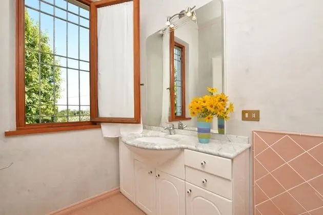 Standard Ev, Birden Çok Yatak, 2 Banyolu, Bahçeli (Casa Andreini)