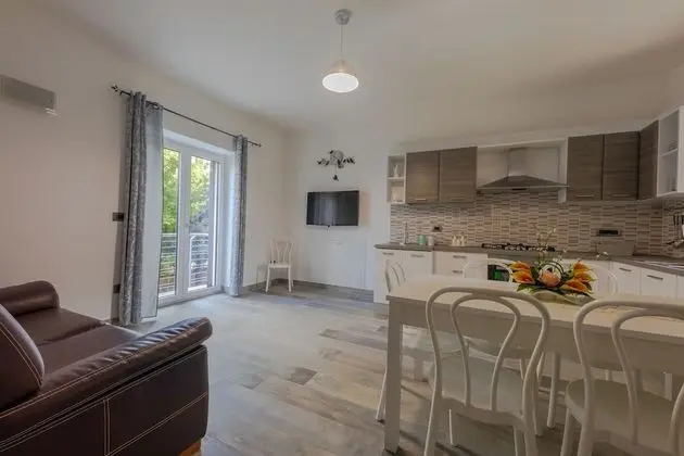 Ev, 3 Yatak Odası, Balkon, Şehir Manzaralı