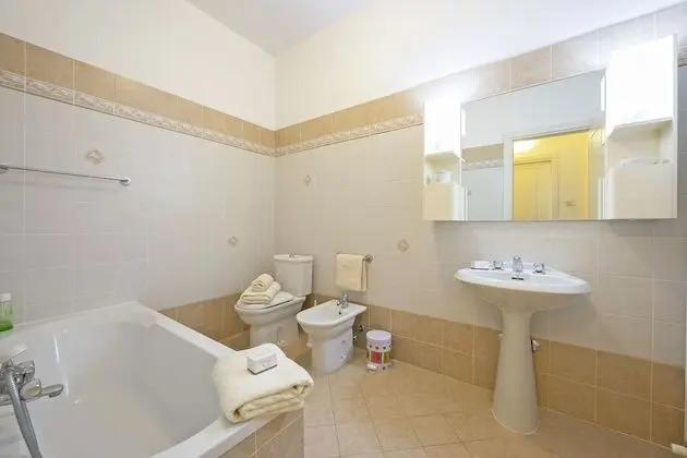 Standart Sıra Ev, Birden Çok Yatak, 2 Banyolu, Dağ Yamacı (Casa Angela With View On Garda Lake)