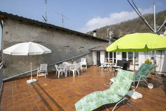 Standart Sıra Ev, Birden Çok Yatak, 2 Banyolu, Dağ Yamacı (Casa Angela With View On Garda Lake)