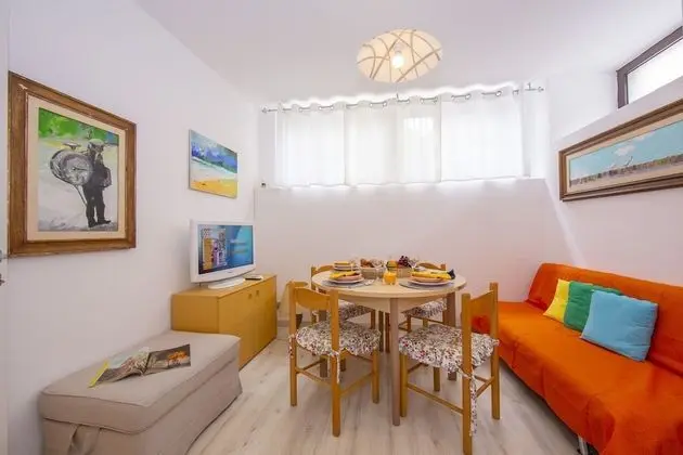 Family Apart Daire, Birden Çok Yatak (Casa Angerin 1 100mt from sea)