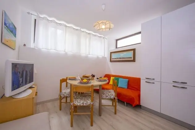 Family Apart Daire, Birden Çok Yatak (Casa Angerin 1 100mt from sea)