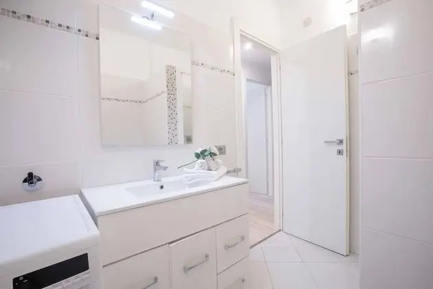 Family Apart Daire, Birden Çok Yatak (Casa Angerin 2 100mt from sea)