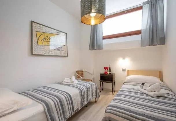 Family Apart Daire, Birden Çok Yatak (Casa Angerin 2 100mt from sea)