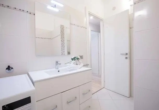 Family Apart Daire, Birden Çok Yatak (Casa Angerin 2 100mt from sea)