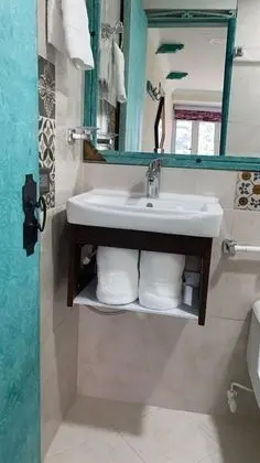 Premium Tek Büyük Yataklı Oda