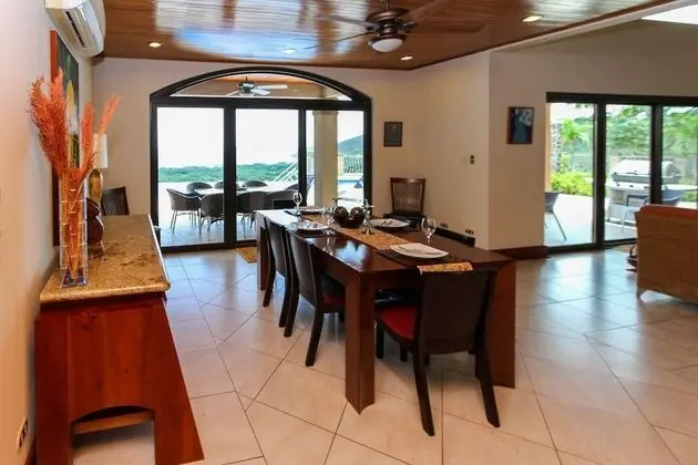 Luxury Villa, 4 Yatak Odası, Kişiye Özel Havuzlu, Okyanus Manzaralı