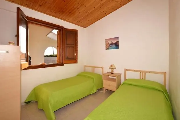 Standard Ev, Birden Çok Yatak, 2 Banyolu, Bahçeli (Casa Apara)