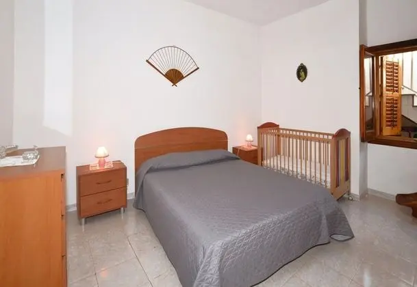 Standard Ev, Birden Çok Yatak, 2 Banyolu, Bahçeli (Casa Apara)