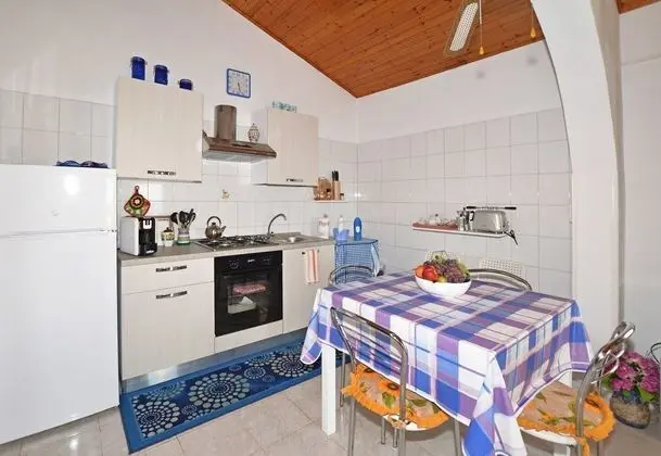 Standard Ev, Birden Çok Yatak, 2 Banyolu, Bahçeli (Casa Apara)