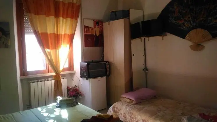 Üç Kişilik Oda, Ortak Banyo (external Camping)